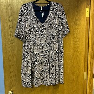 Navy and White Patterned Women's Top